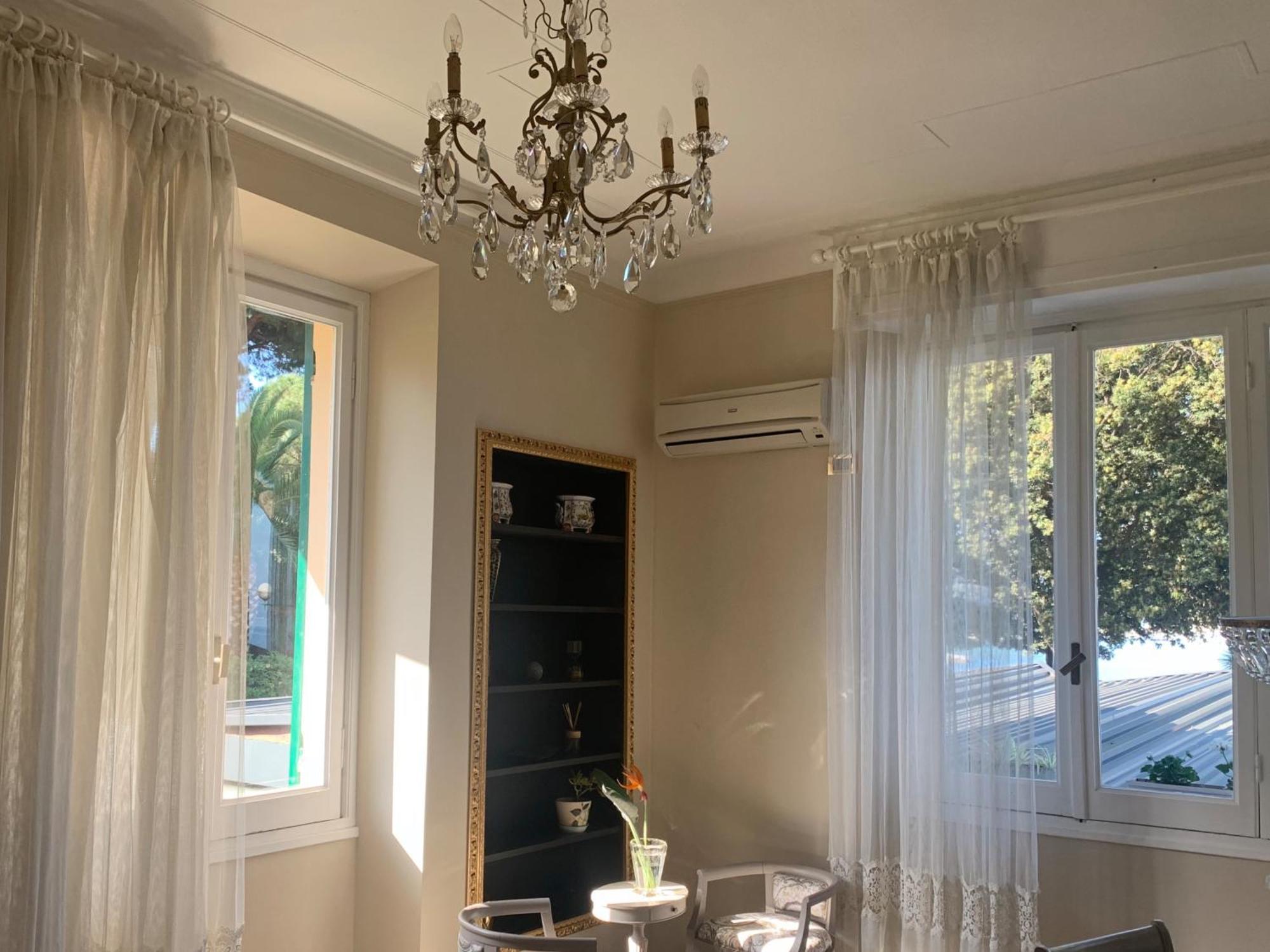 Seven Boutique Hotel Сестри Леванте Екстериор снимка