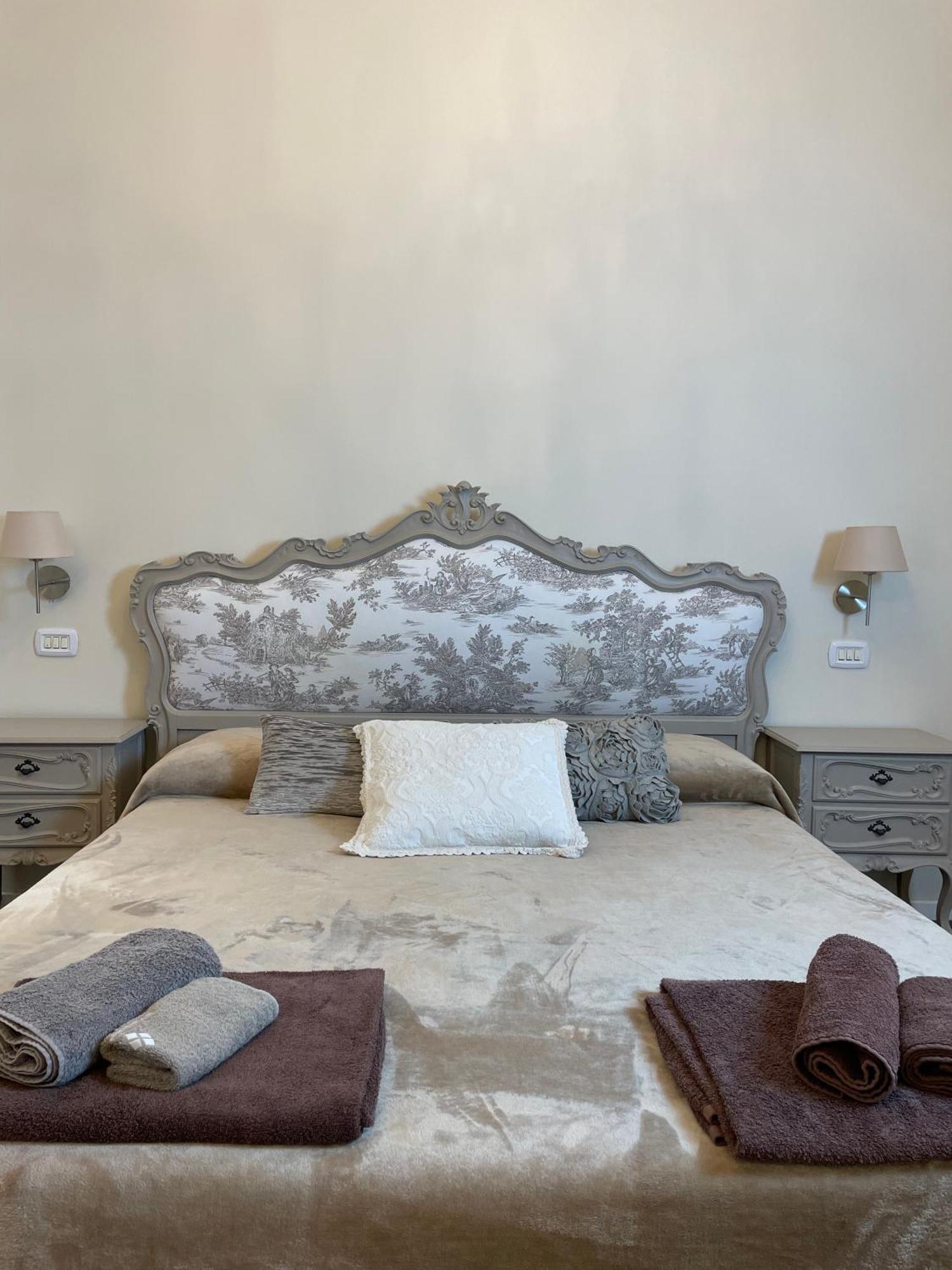 Seven Boutique Hotel Сестри Леванте Екстериор снимка