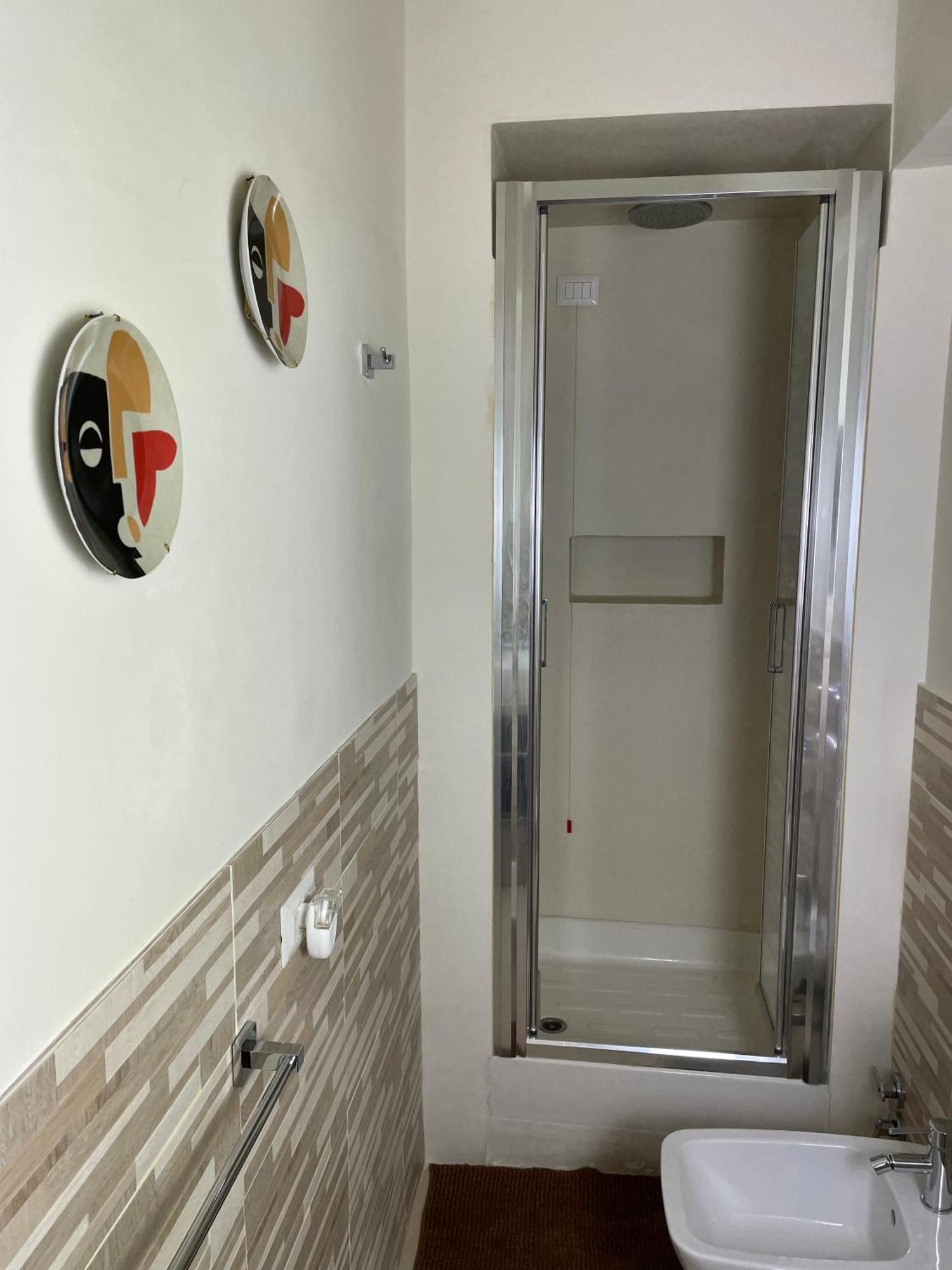 Seven Boutique Hotel Сестри Леванте Стая снимка